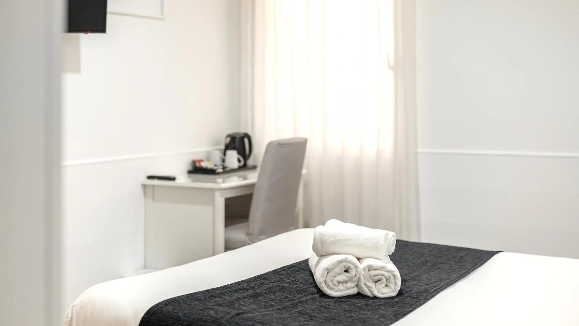 Laramond Barcelona Rooms Guest house