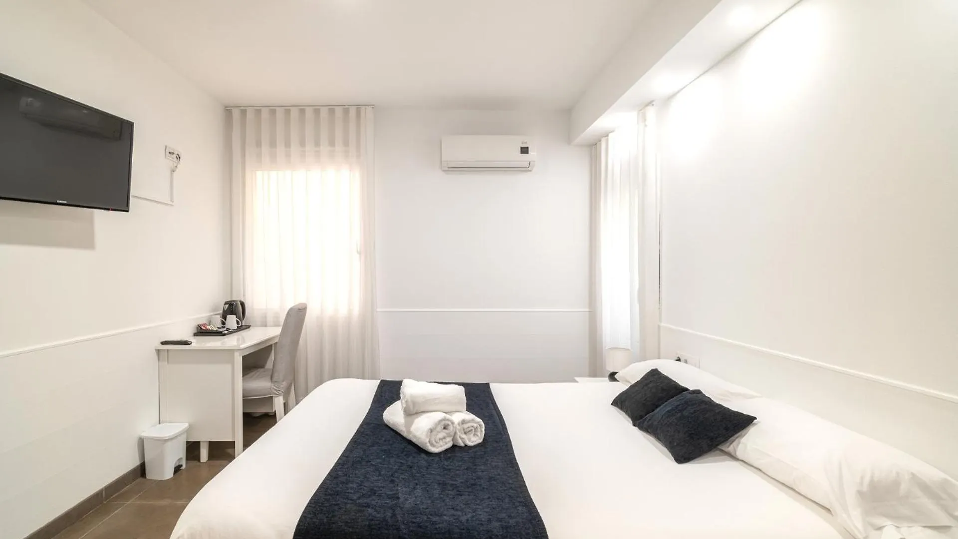 *** Guest house Laramond Barcelona Rooms Spain
