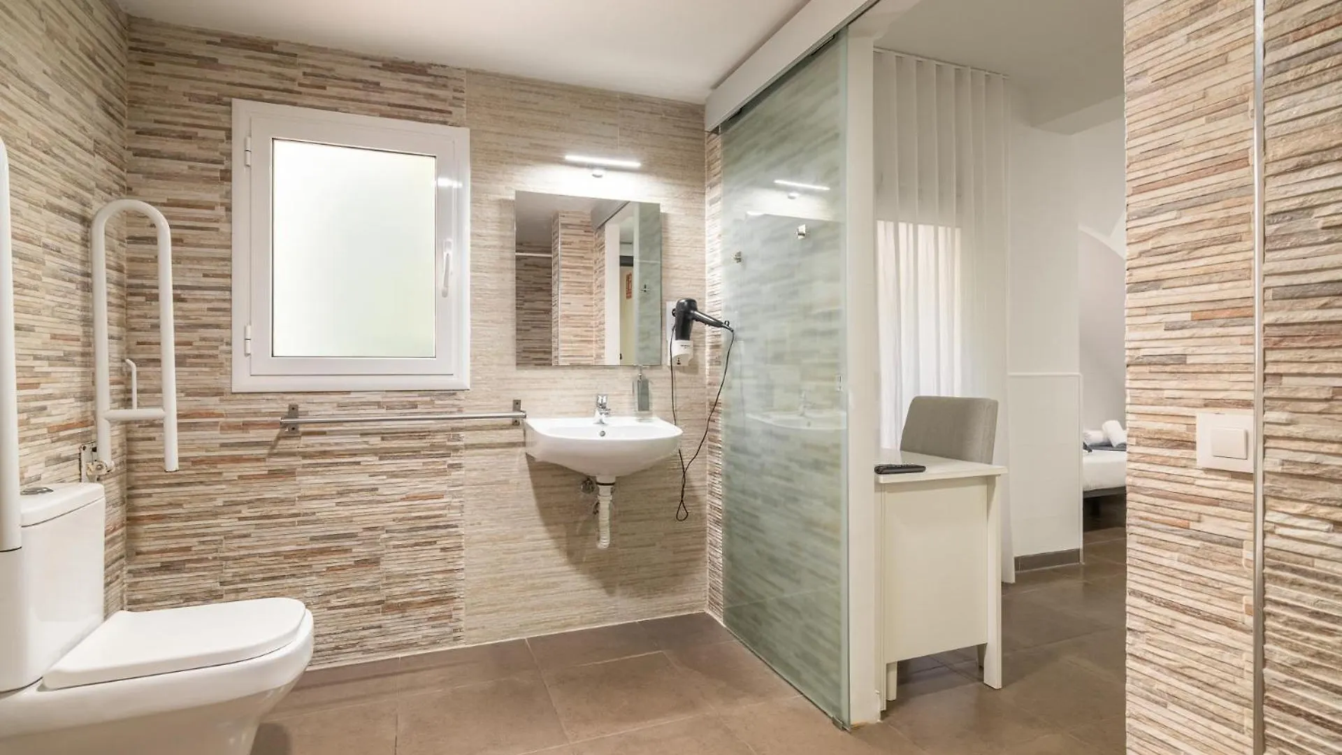 Laramond Barcelona Rooms Guest house