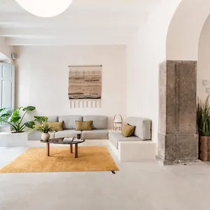 meem-townhouse.balearic-islands.net/